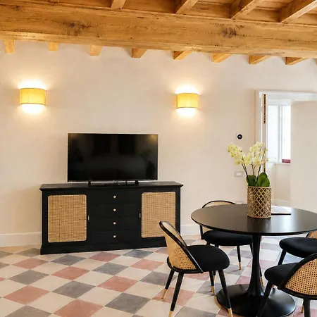 Isola Bella Apartments, Ninfea *